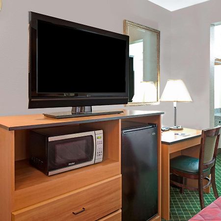 Travelodge Sacramento/Rancho Cordova Extérieur photo