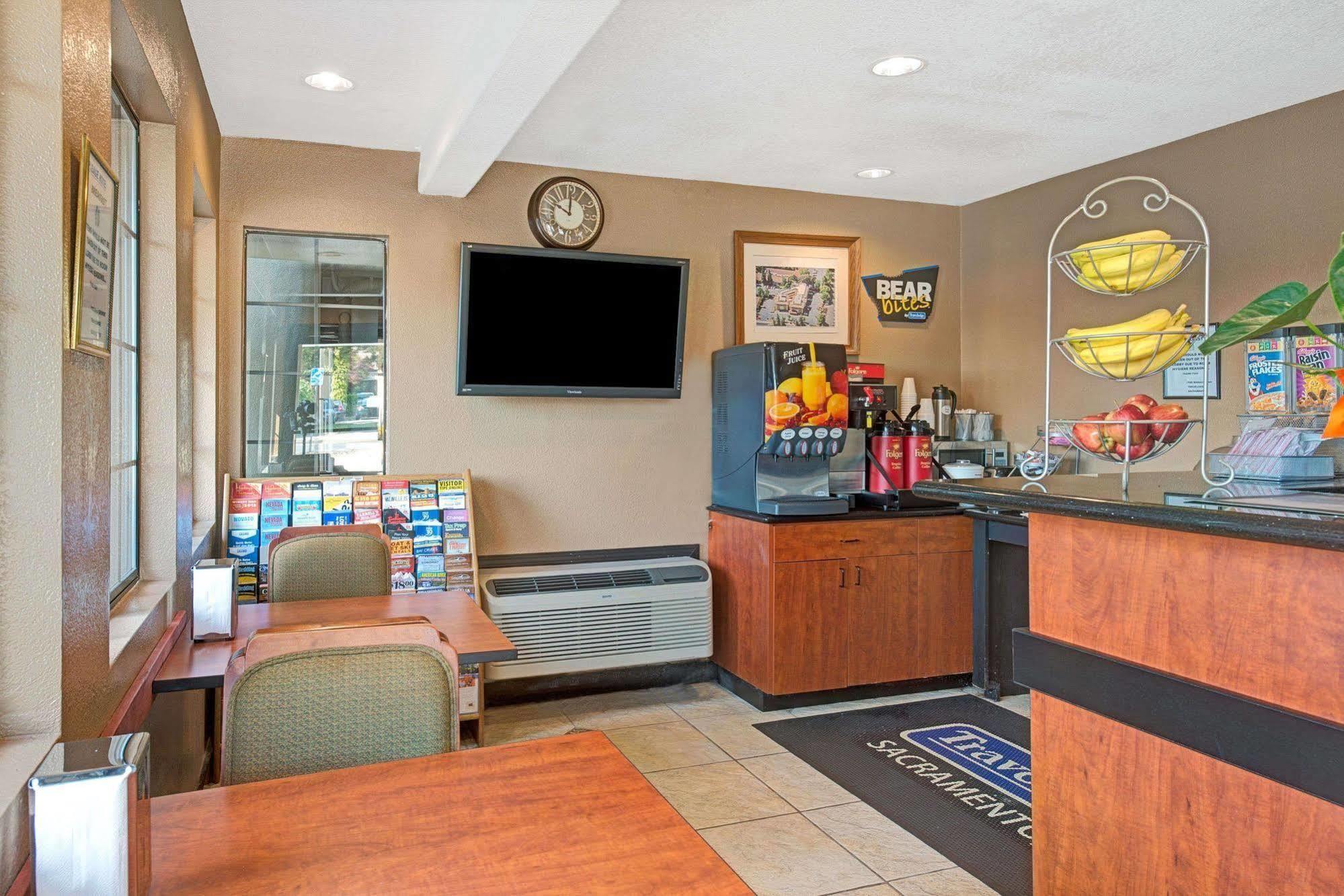 Travelodge Sacramento/Rancho Cordova Extérieur photo